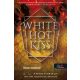 White Hot Kiss - Perzselő csók - J. L. Armentrout